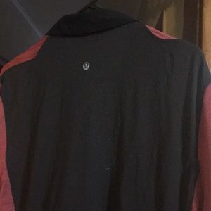 Men’s collared Lululemon shirt